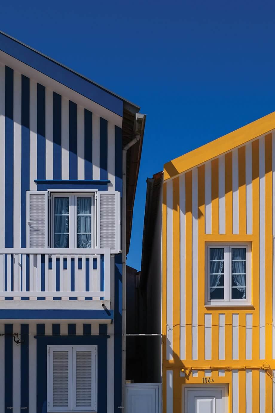 Gilliard Bressan photography - colorful houses